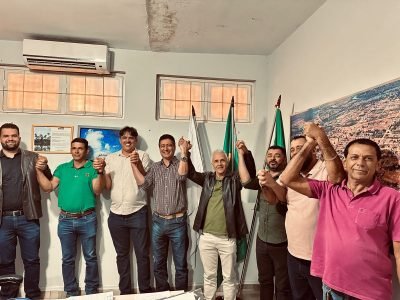 Encontro dos prefeitos de João Pinheiro, Brasilandia e Dom Bosco, juntamente com a associação da MG-408 para tratar do compromisso dos municípios em apoio à pavimentação dessa importante rodovia